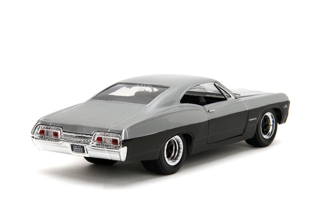 Jada 1/24 "BIGTIME Muscle" - 1967 Chevy Impala – image 15