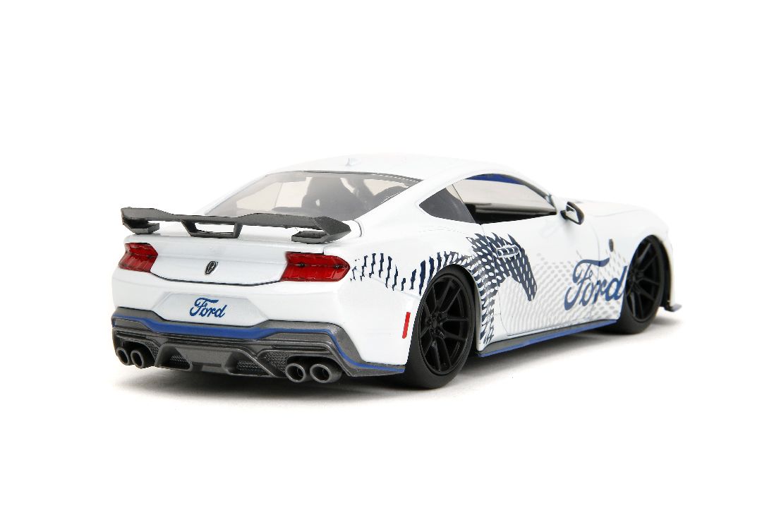 Jada 1/24 "BIGTIME Muscle" 2024 Mustang Dark Horse - White – image 10