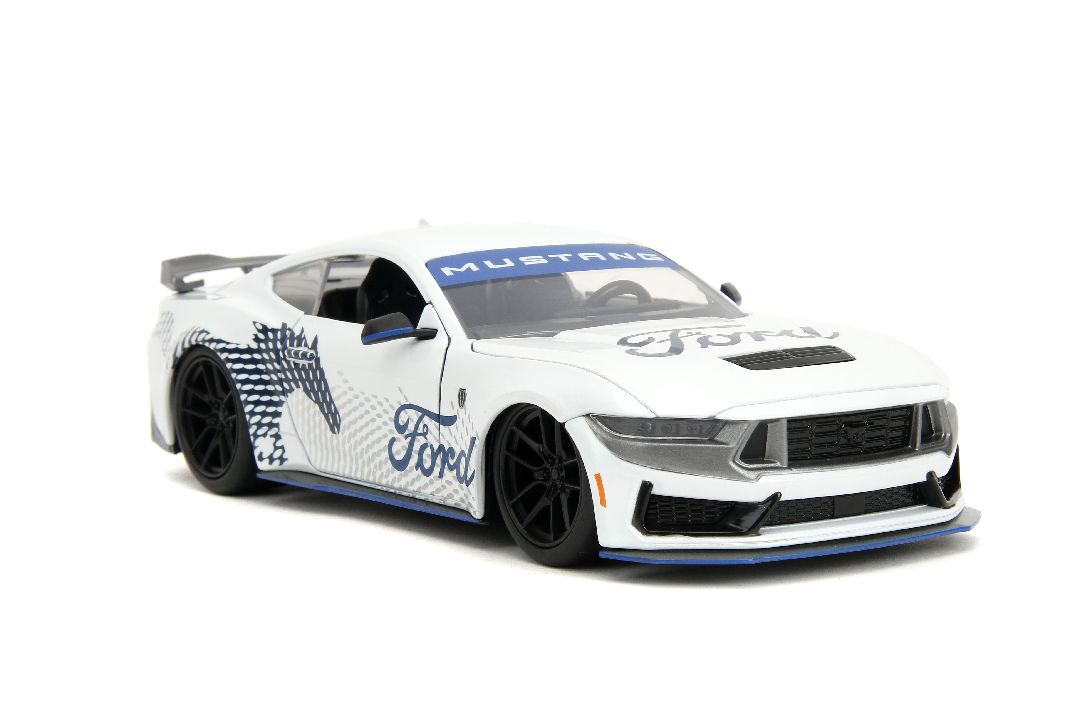 Jada 1/24 "BIGTIME Muscle" 2024 Mustang Dark Horse - White – image 12
