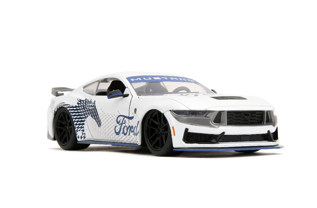 Jada 1/24 "BIGTIME Muscle" 2024 Mustang Dark Horse - White – image 13