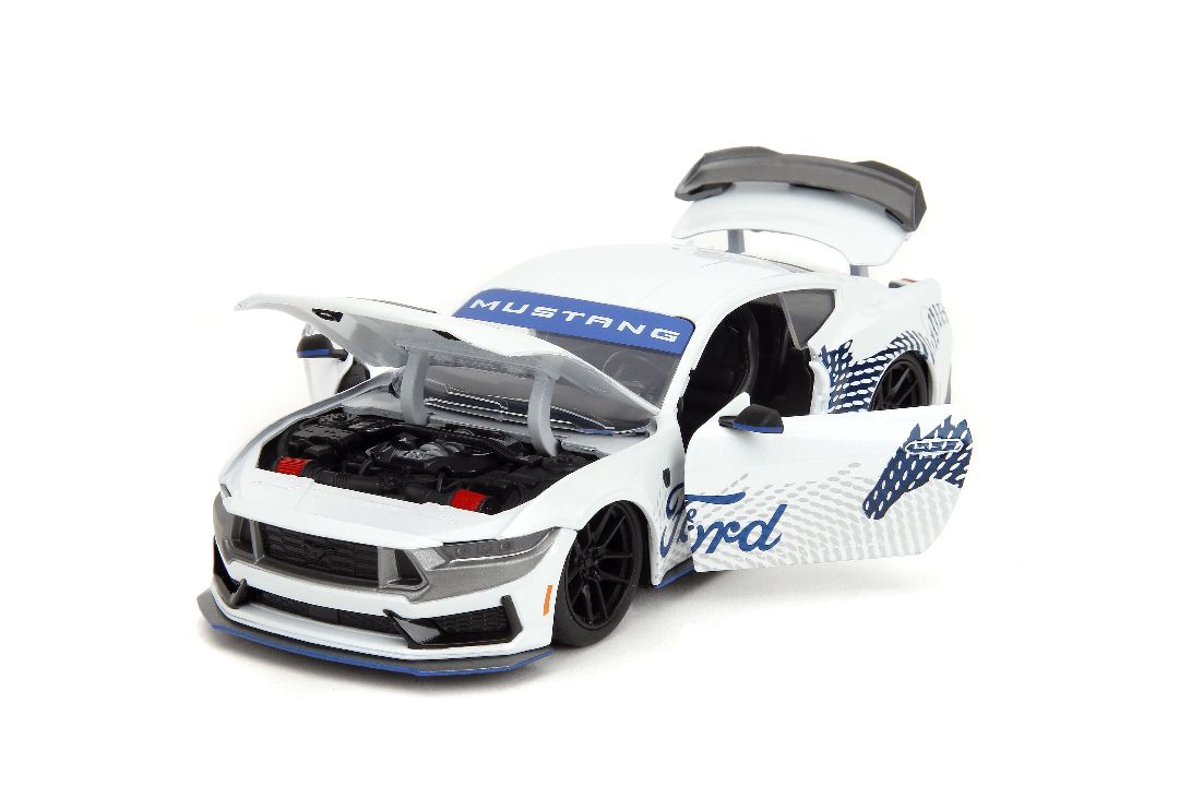 Jada 1/24 "BIGTIME Muscle" 2024 Mustang Dark Horse - White – image 16