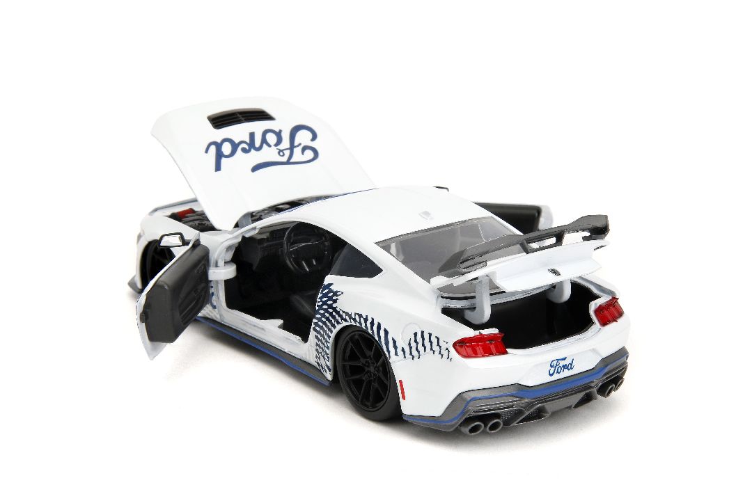 Jada 1/24 "BIGTIME Muscle" 2024 Mustang Dark Horse - White – image 17