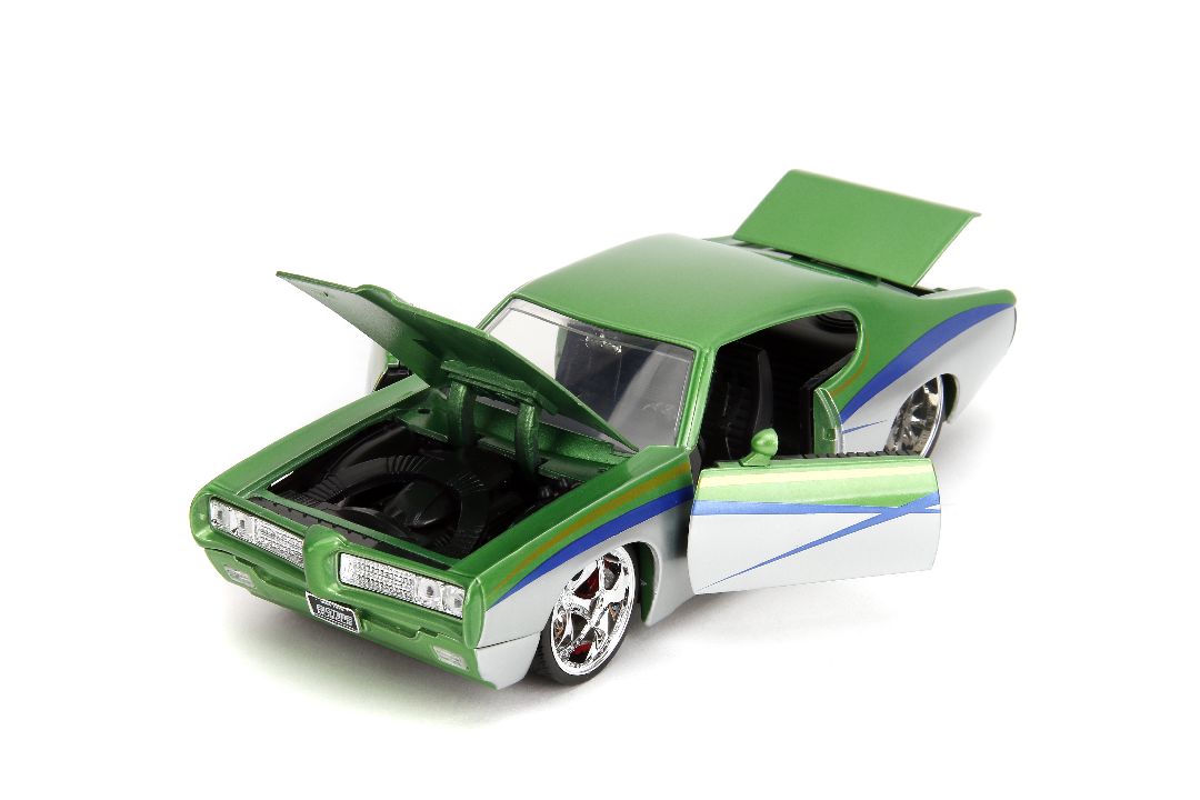 Jada 1/24 "BIGTIME Muscle" - 1969 Pontiac GTO Judge – image 11