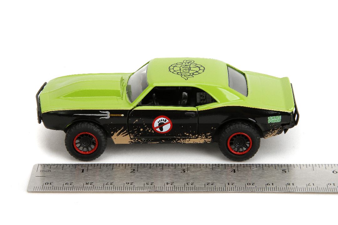 Jada 1/32 "Hollywood Rides" - TMNT 1967 Chevy Camaro Off Road – image 6