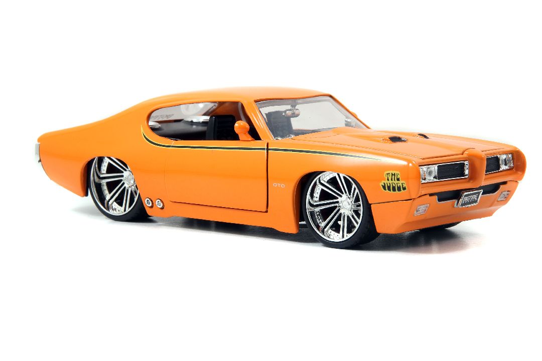 Jada 1/24 "BIGTIME Muscle" 1969 Pontiac GTO Judge – image 2