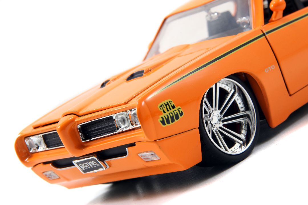 Jada 1/24 "BIGTIME Muscle" 1969 Pontiac GTO Judge – image 9