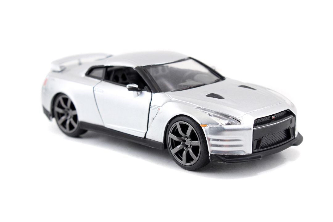 Jada "Fast & Furious" 1/32 2009 Nissan GTR (R35) - Silver – image 7