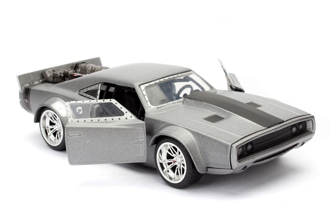 Jada 1/32 "Fast & Furious" Dom's Ice Charger – image 9