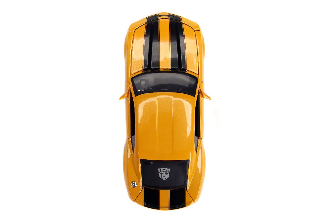 Jada 1/24 Transformers - 2006 Camaro Bumblebee W/Coin thumbnail 10
