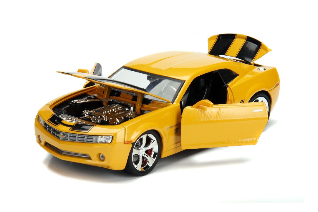 Jada 1/24 Transformers - 2006 Camaro Bumblebee W/Coin thumbnail 8