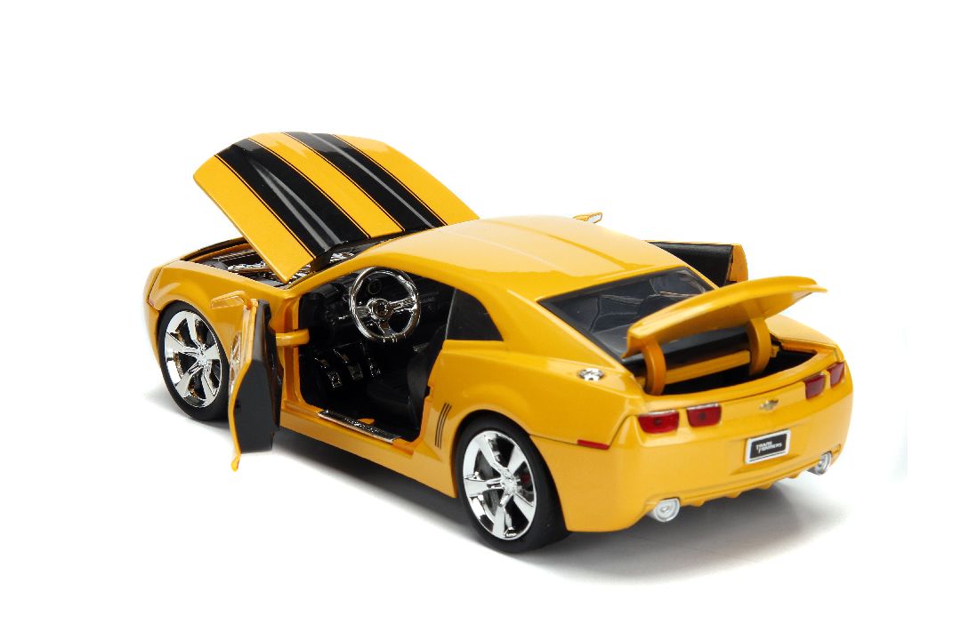 Jada 1/24 Transformers - 2006 Camaro Bumblebee W/Coin thumbnail 7