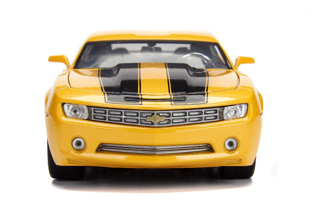 Jada 1/24 Transformers - 2006 Camaro Bumblebee W/Coin thumbnail 13