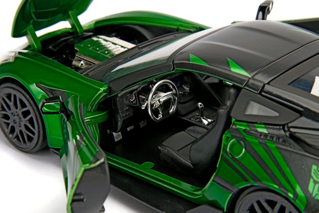 Jada 1/24 "Transformers" 2016 Corvette Crosshairs – image 5