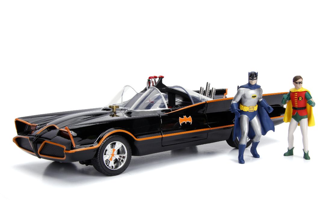 Jada 1/18 "Hollywood Rides" 1966 TV Series Batmobile with Batman thumbnail 3