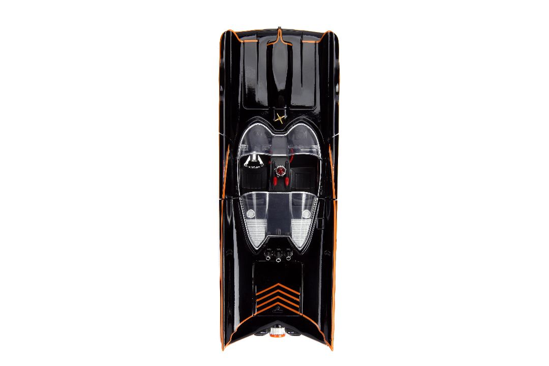 Jada 1/18 "Hollywood Rides" 1966 TV Series Batmobile with Batman thumbnail 14