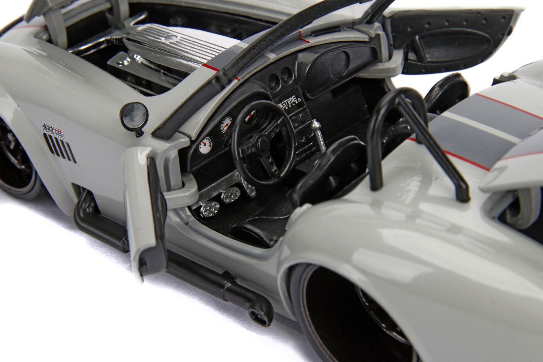 Jada 1/24 "BIGTIME Muscle" 1965 Shelby Cobra 427 S/C - Grey – image 10