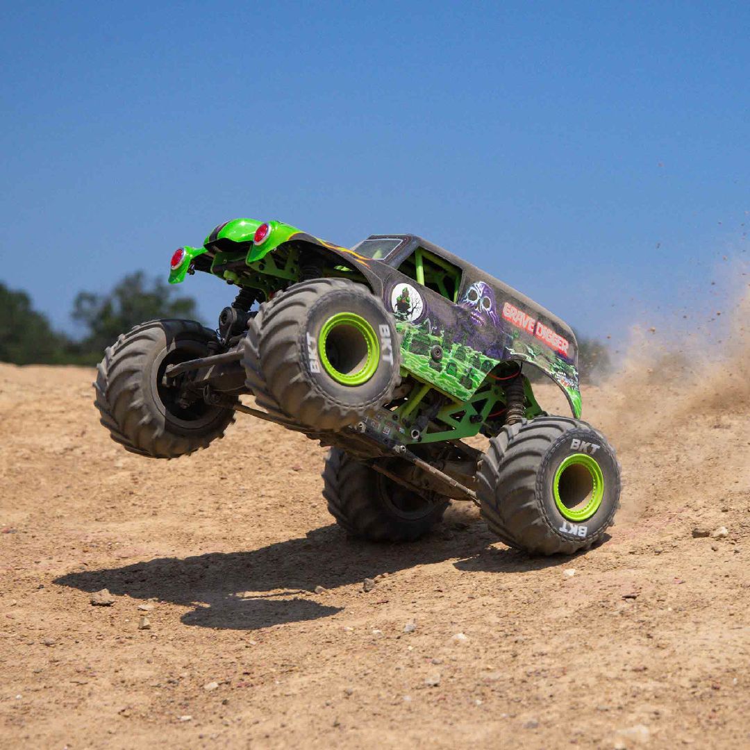 Losi 1/18 Mini LMT Grave Digger Monster Truck 4X4 RTR - Green – image 4