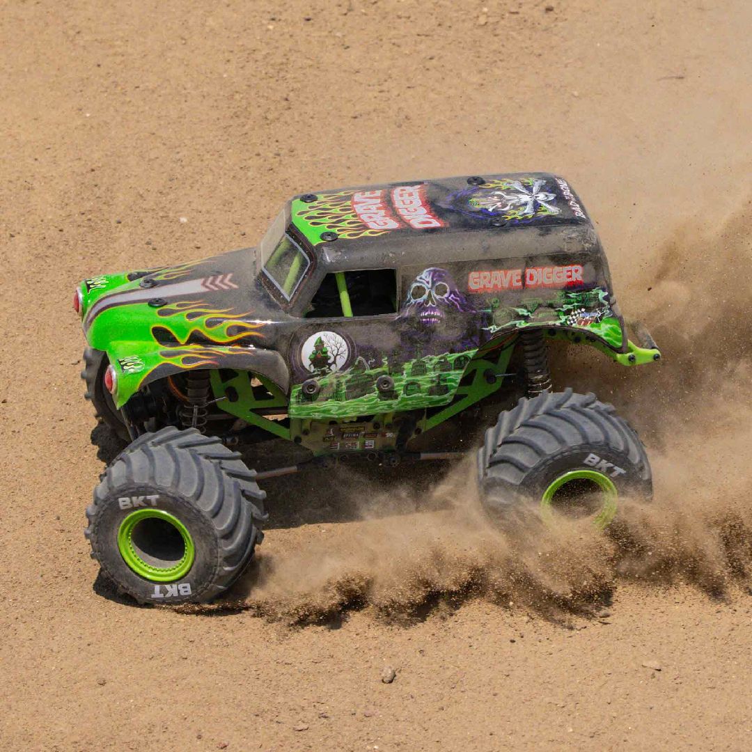 Losi 1/18 Mini LMT Grave Digger Monster Truck 4X4 RTR - Green – image 5