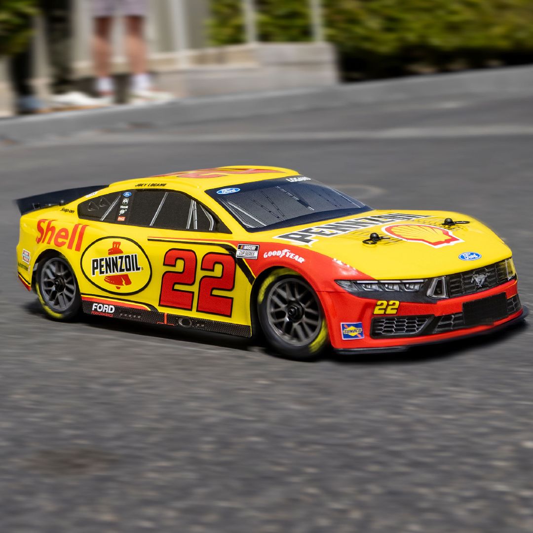 Losi 1/12 NASCAR Logano #22 Brushed AWD RTR (B&C Incl) - Yellow – image 2
