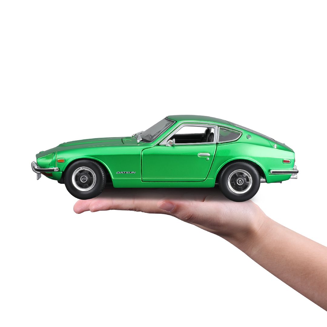Maisto 1/18 SE 1971 Datsun 240Z - Green – image 7