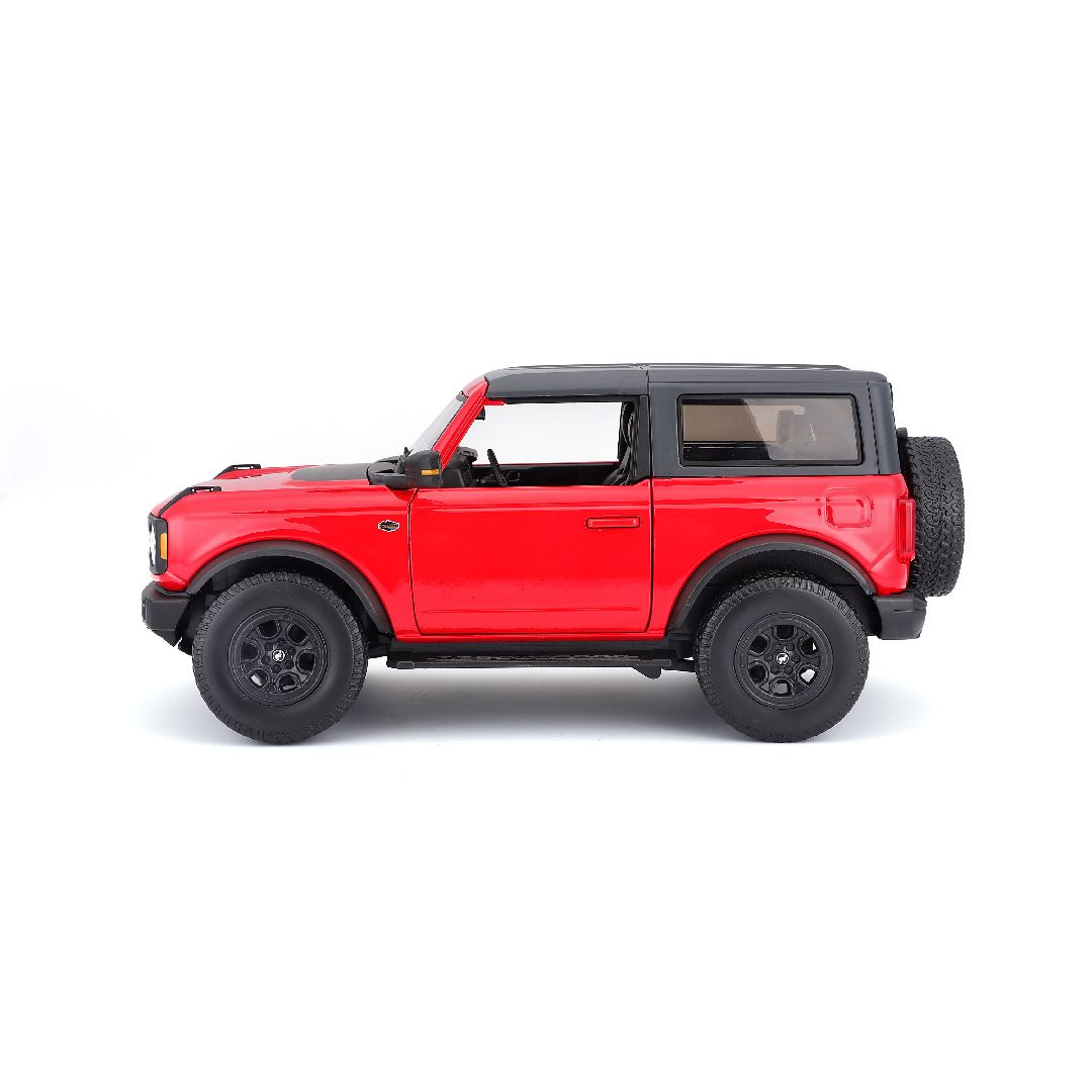 Maisto 1/18 SE 2021 Ford Bronco Wildtrak 2dr (Red) – image 2