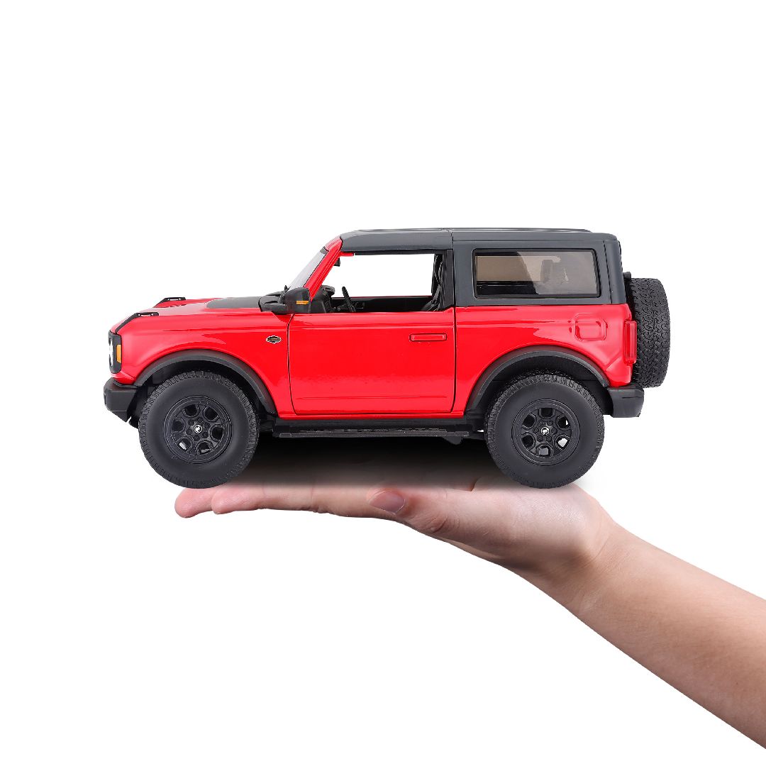 Maisto 1/18 SE 2021 Ford Bronco Wildtrak 2dr (Red) – image 14