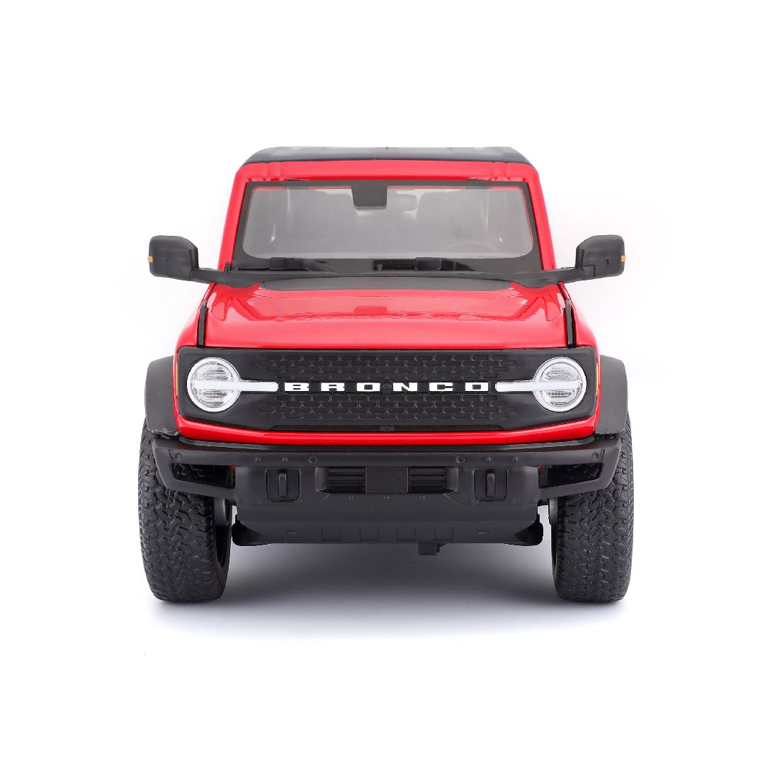 Maisto 1/18 SE 2021 Ford Bronco Wildtrak 2dr (Red) – image 17