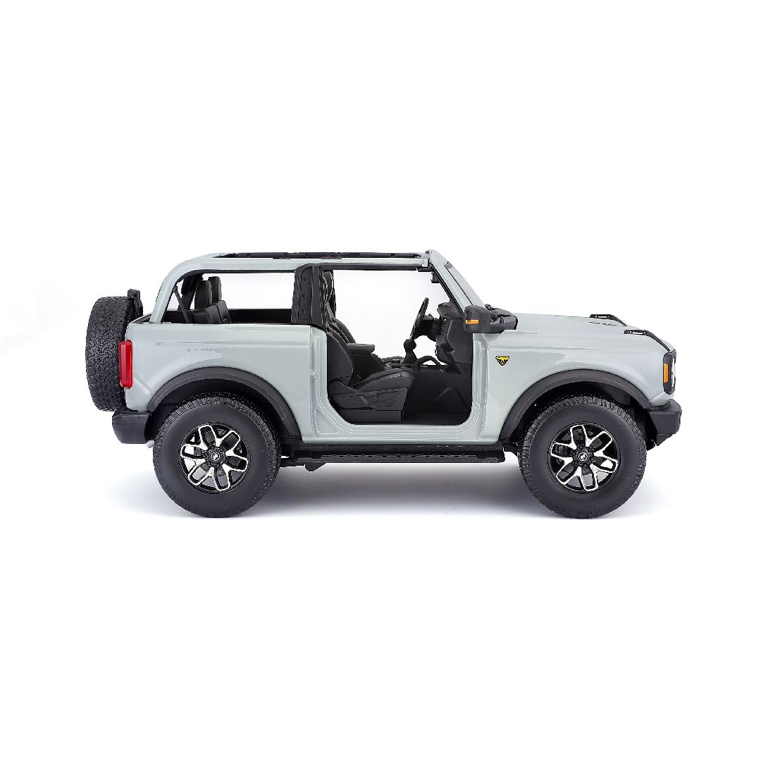 Maisto 1/18 SE 2021 Bronco Badlands (w/o doors) - Cactus Gray – image 3