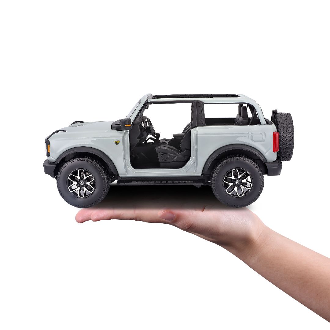 Maisto 1/18 SE 2021 Bronco Badlands (w/o doors) - Cactus Gray – image 8