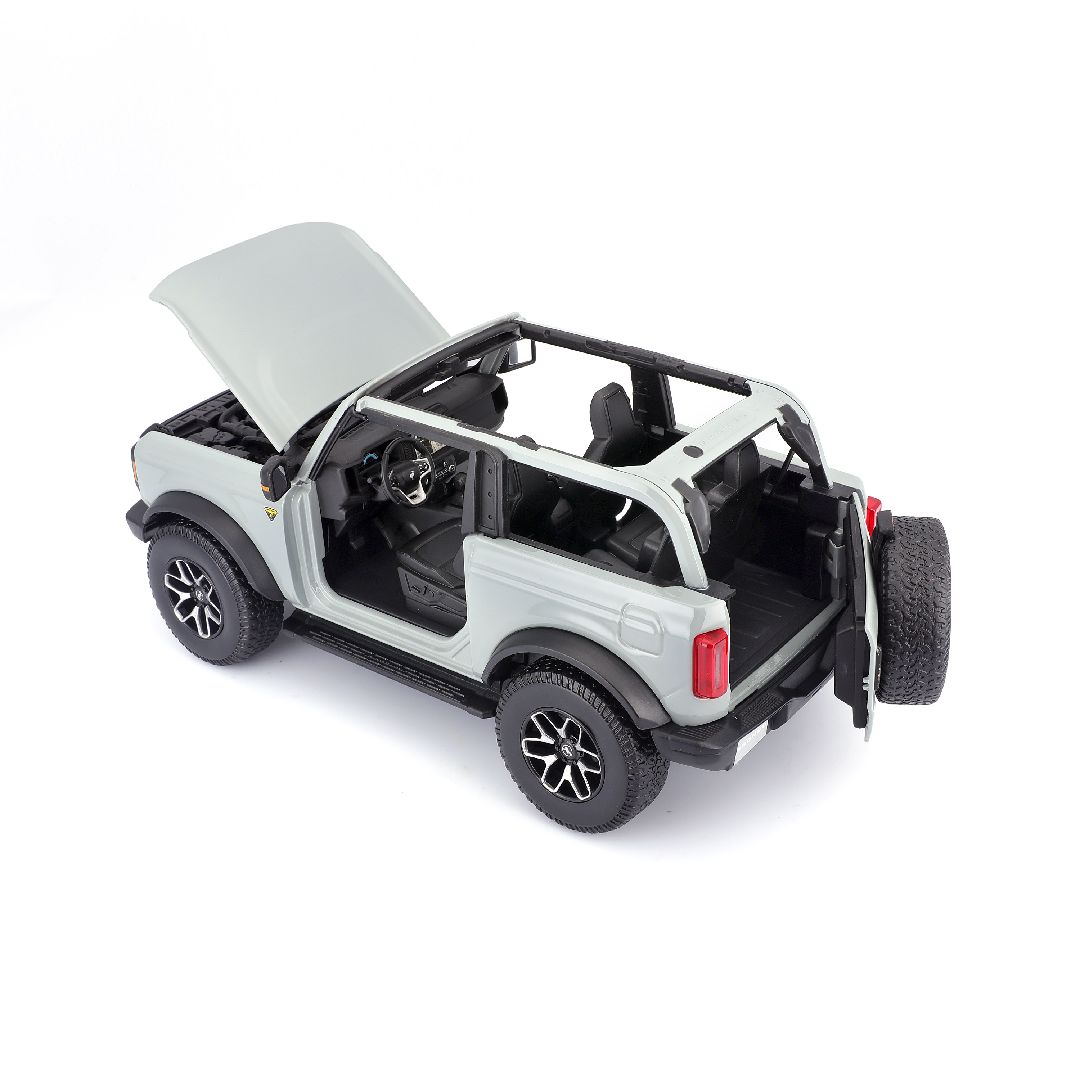 Maisto 1/18 SE 2021 Bronco Badlands (w/o doors) - Cactus Gray – image 17