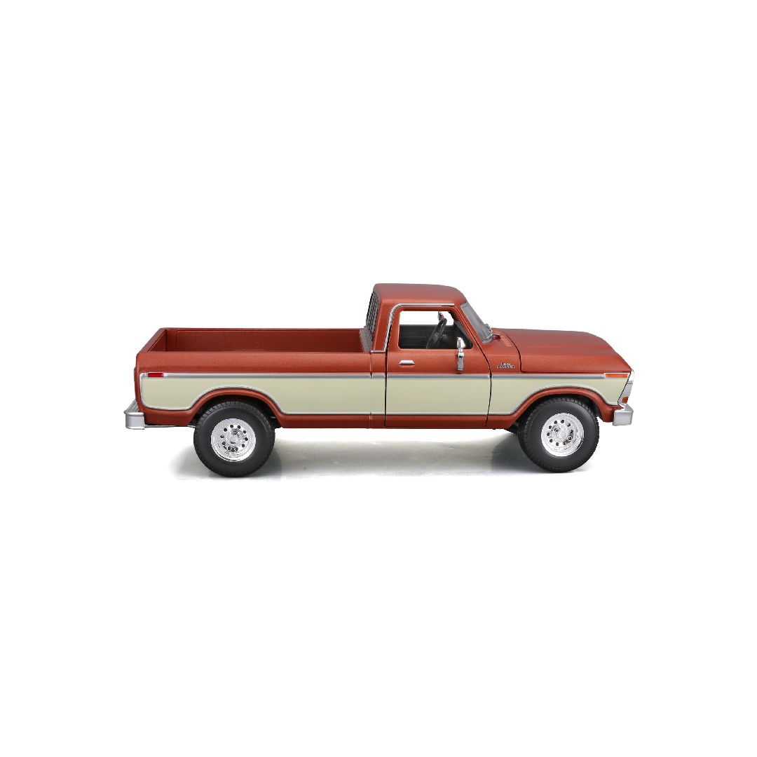 Maisto 1/18 SE 1979 F1 Pick-up Truck  (Brown/Cream) – image 9