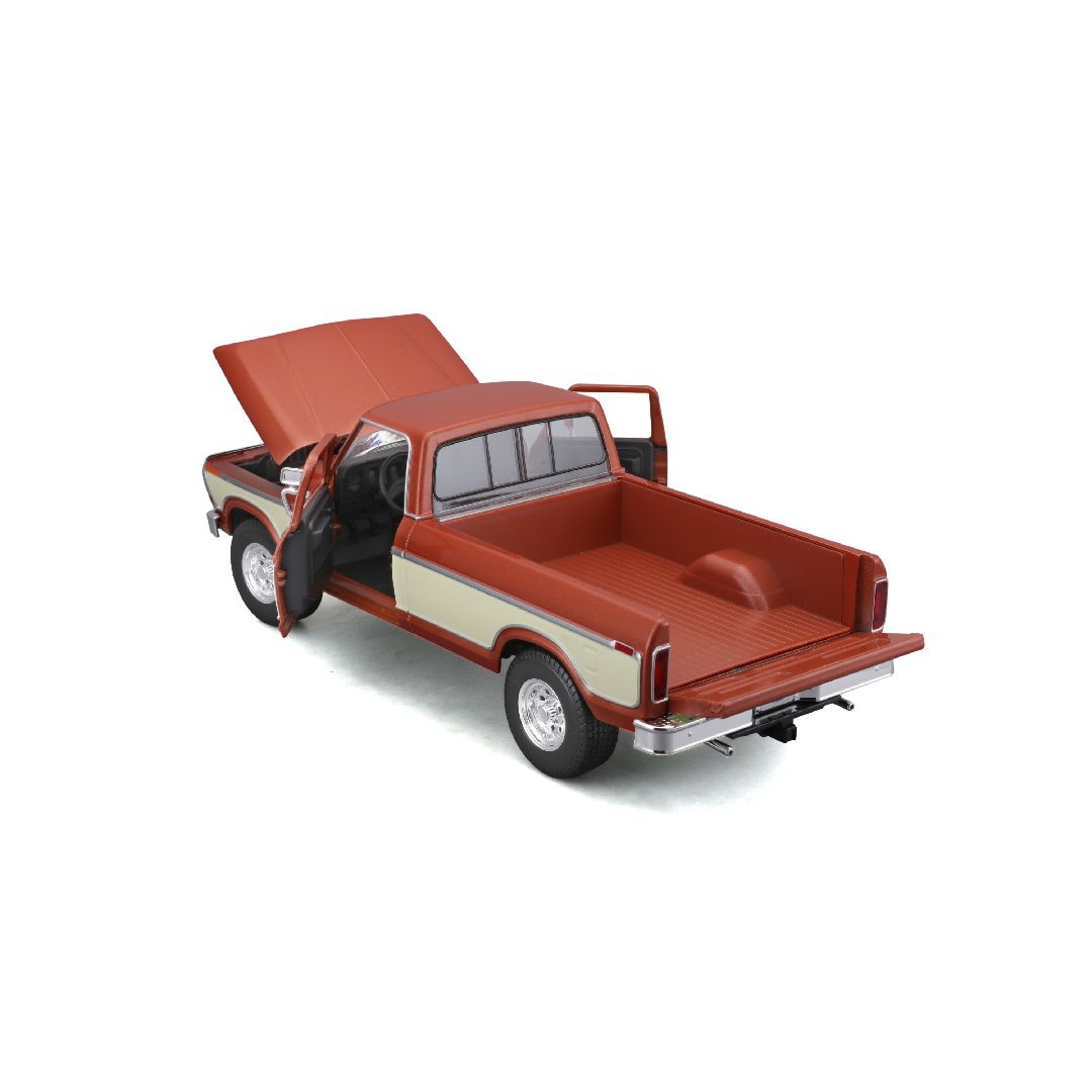 Maisto 1/18 SE 1979 F1 Pick-up Truck  (Brown/Cream) – image 10