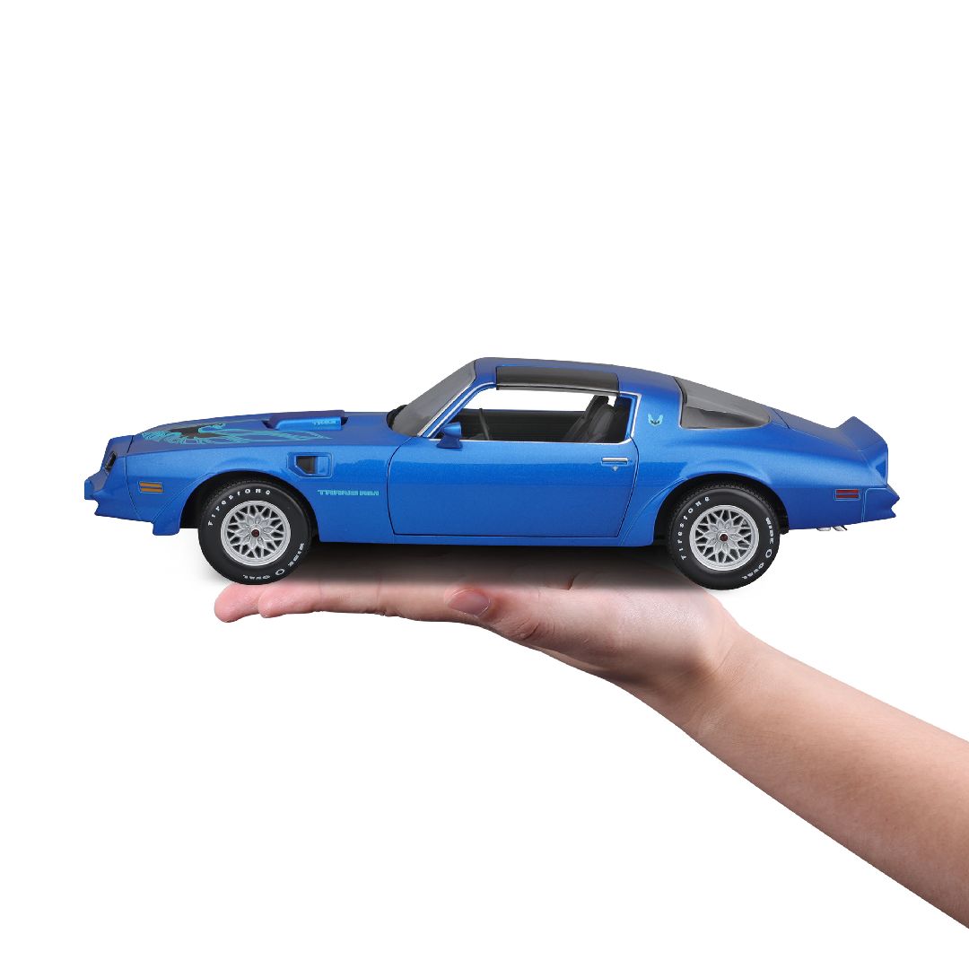 Maisto 1/18 SE 1978 Pontiac Firebird Trans Am - Blue – image 7