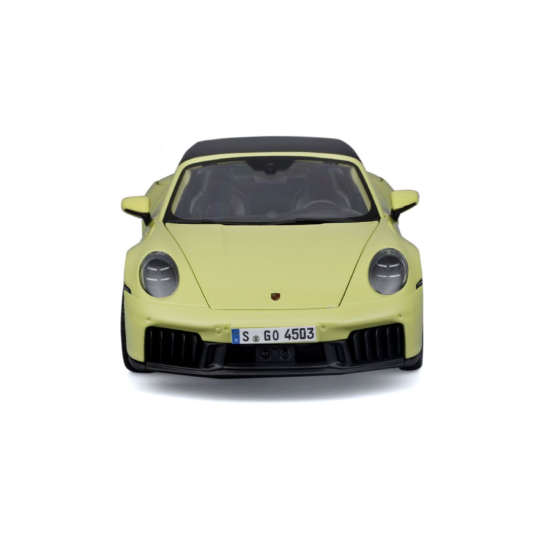 Maisto 1/18 SE 2025 Porsche 911 Targa 4 GTS - Yellow – image 5
