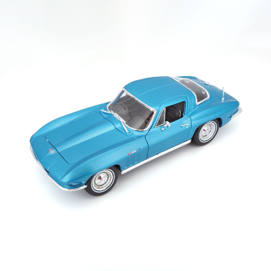 Maisto 1/18 SE 1965 Chevrolet Corvette (Metallic Light Blue) – image 7