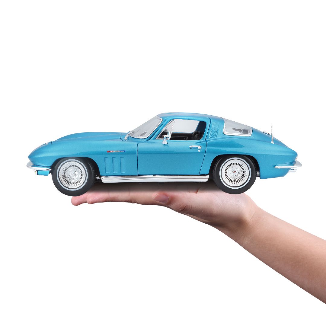 Maisto 1/18 SE 1965 Chevrolet Corvette (Metallic Light Blue) – image 11
