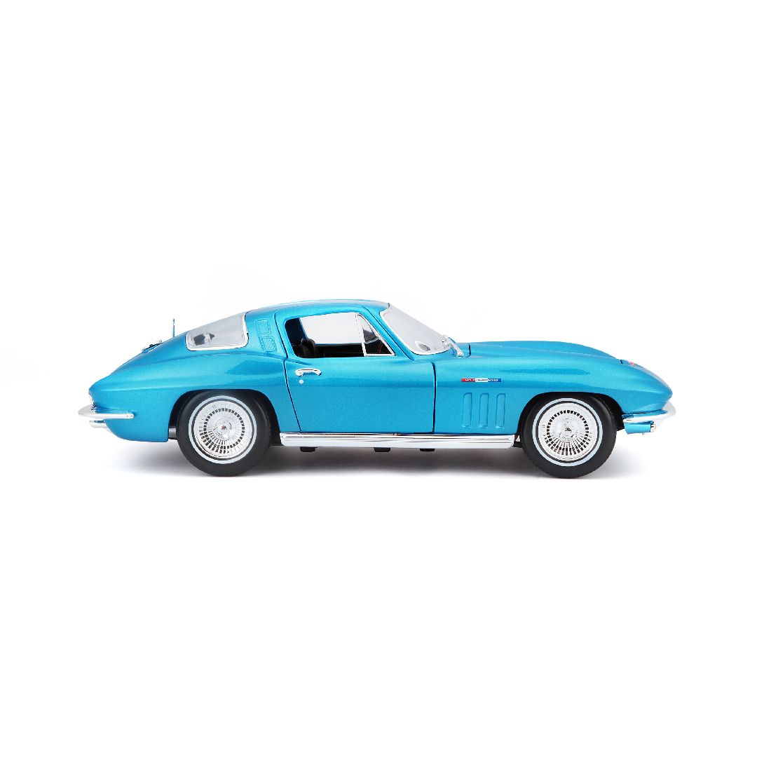 Maisto 1/18 SE 1965 Chevrolet Corvette (Metallic Light Blue) – image 17