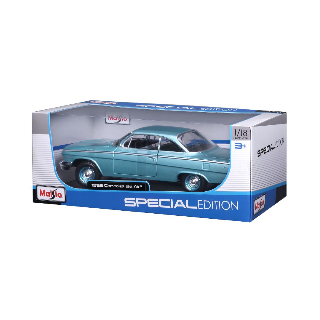 Maisto 1/18 SE 1962 Chevrolet Bel Air - Metallic Light Blue – image 13