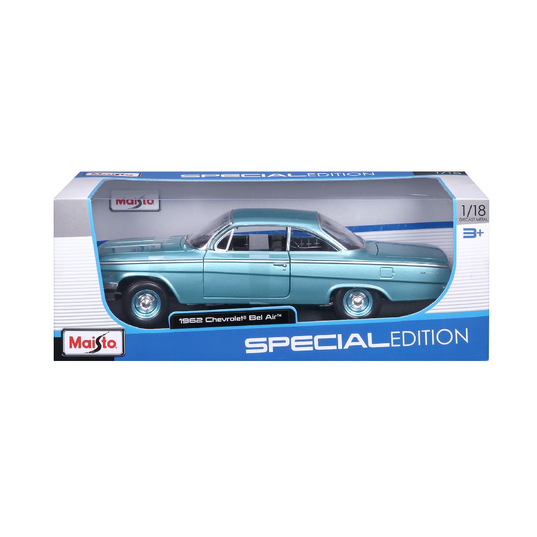 Maisto 1/18 SE 1962 Chevrolet Bel Air - Metallic Light Blue – image 14