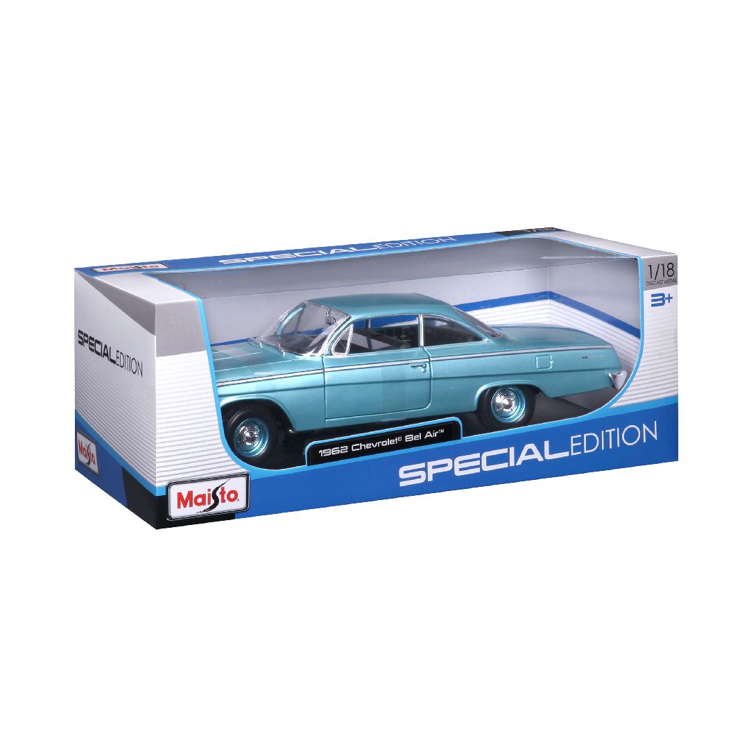 Maisto 1/18 SE 1962 Chevrolet Bel Air - Metallic Light Blue – image 15
