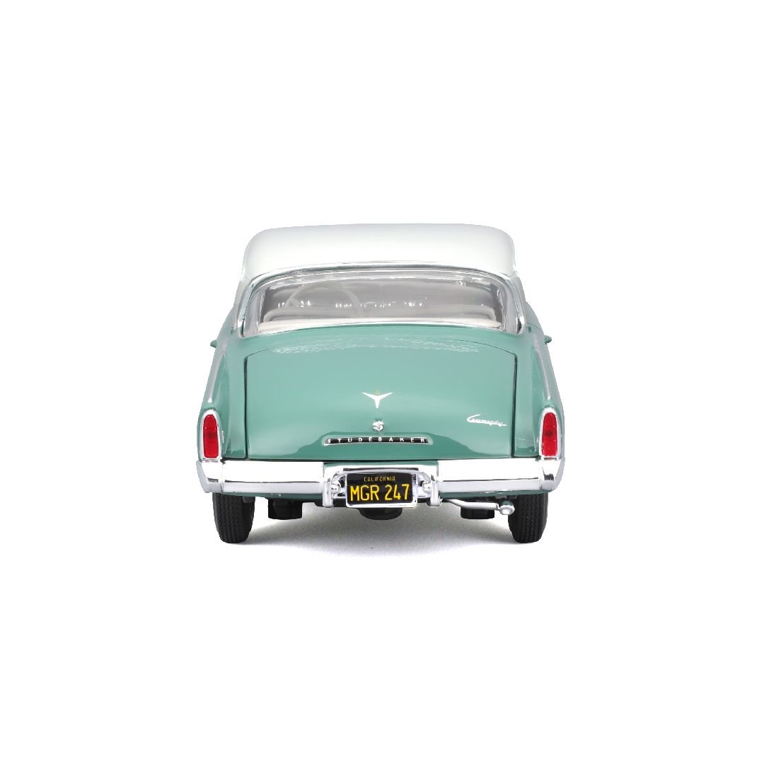 Maisto 1/18 SE 1953 Studebaker Starliner - Mint Green – image 7