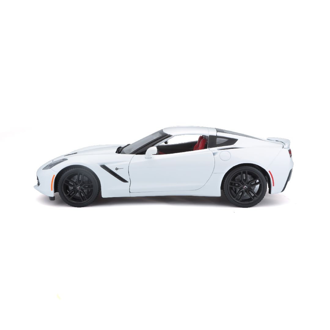 Maisto 1/18 SE 2014 Chevrolet Corvette Stingray Z51 (White) – image 2