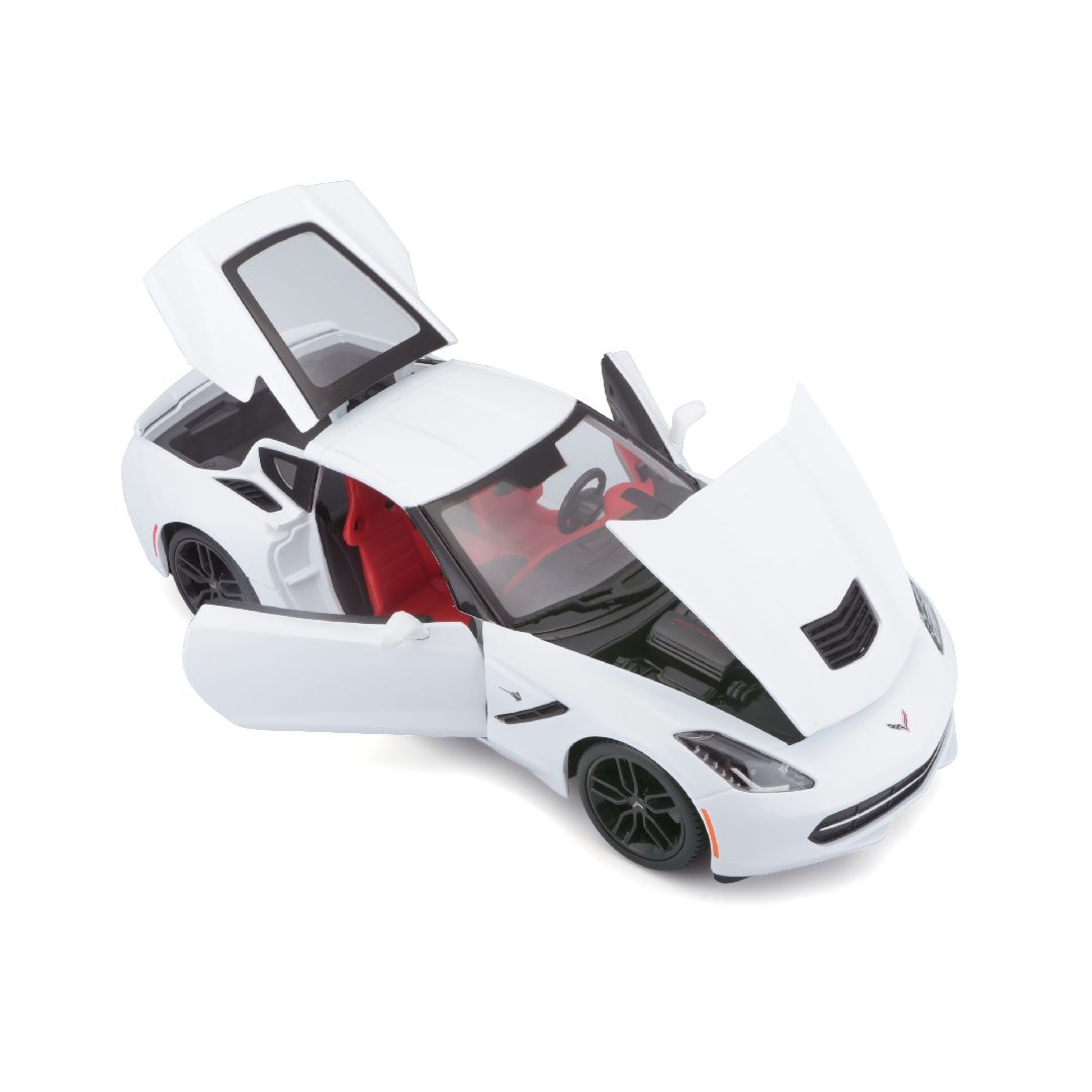 Maisto 1/18 SE 2014 Chevrolet Corvette Stingray Z51 (White) – image 8