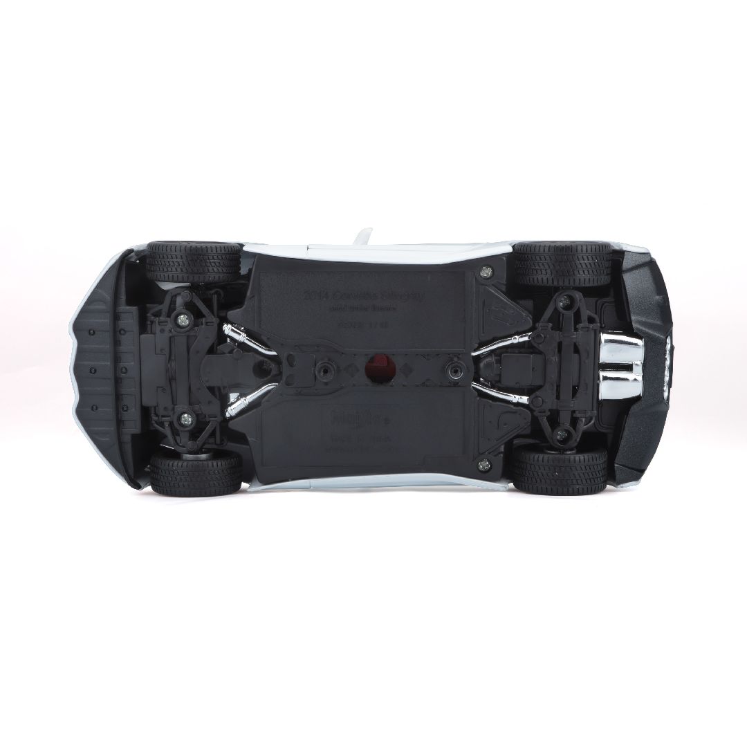 Maisto 1/18 SE 2014 Chevrolet Corvette Stingray Z51 (White) – image 10