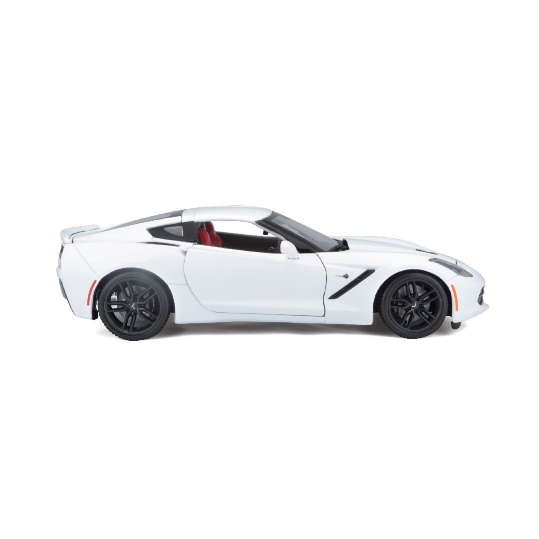 Maisto 1/18 SE 2014 Chevrolet Corvette Stingray Z51 (White) – image 17
