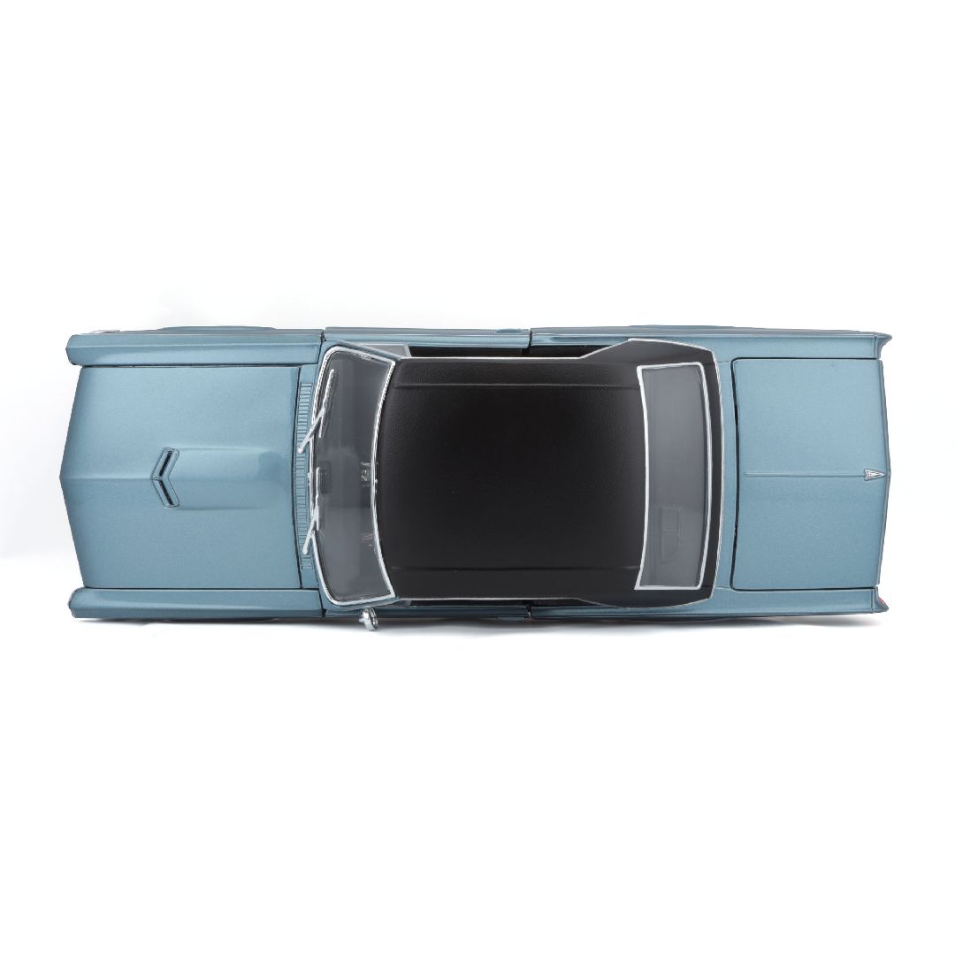 Maisto 1/18 SE 1965 Pontiac GTO (Hurst Edition) (Metallic Blue) – image 18