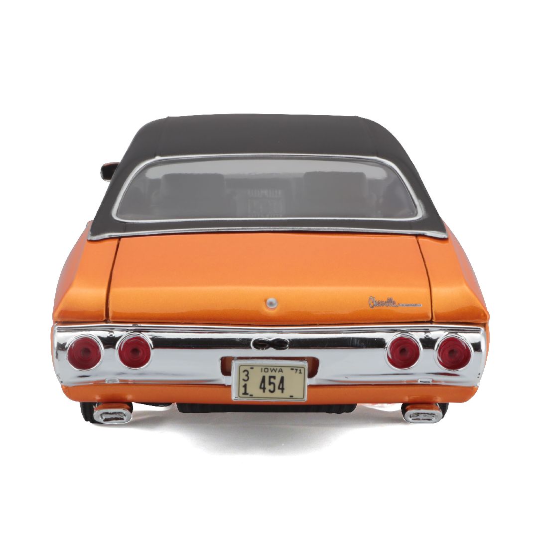 Maisto 1/18 SE 1971 Chevrolet Chevelle SS 454 Cpe (Orange) – image 17