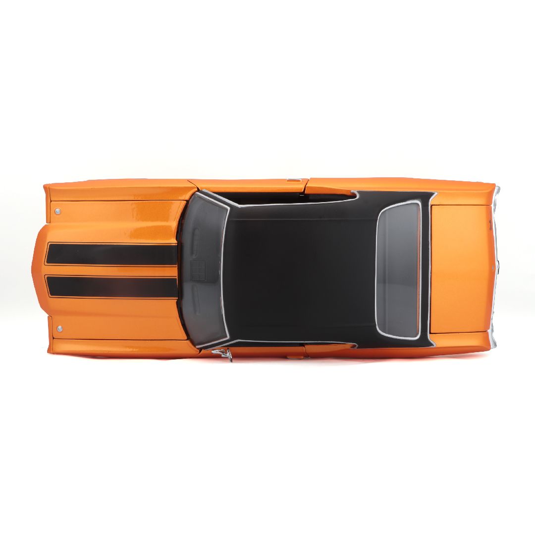 Maisto 1/18 SE 1971 Chevrolet Chevelle SS 454 Cpe (Orange) – image 18