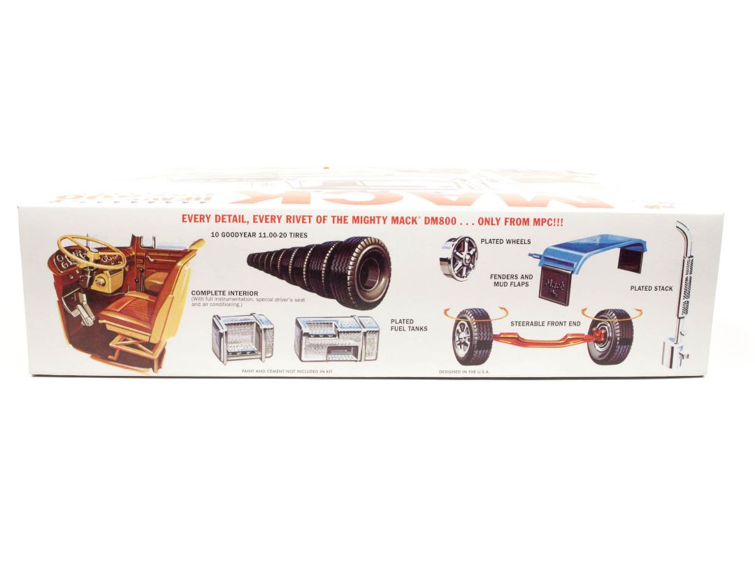 MPC Mack DM800 Semi Tractor 1/25 Model Kit – image 4
