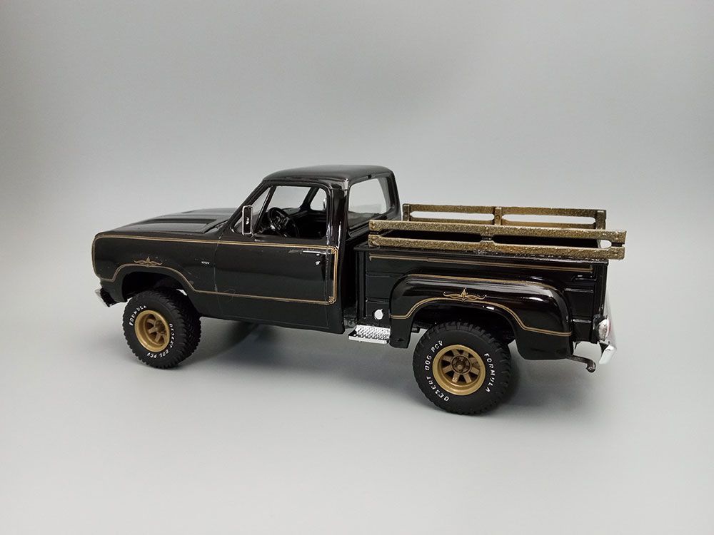 MPC 1/25 1977 Dodge Warlock Pickup 2T thumbnail 4